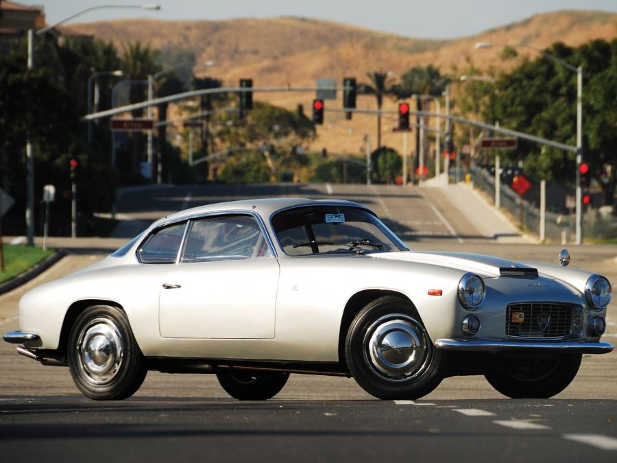  Lancia Flaminia Sport 3C 1962 года  (фото 12 из 16)